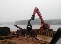 新洲区汪辛公路高架桥墩